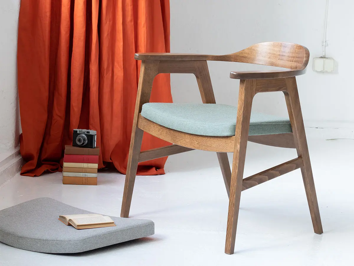 70s armchair 2025